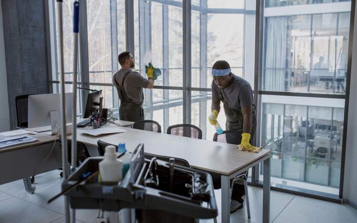Nettoyage professionnel pour vos bureaux d'affaire.